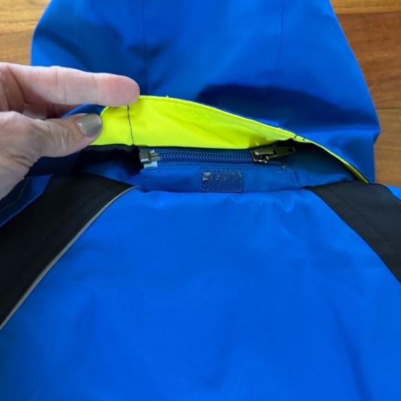 Obermeyer Boys Ski Parka Size 4 - Picture 5 of 15